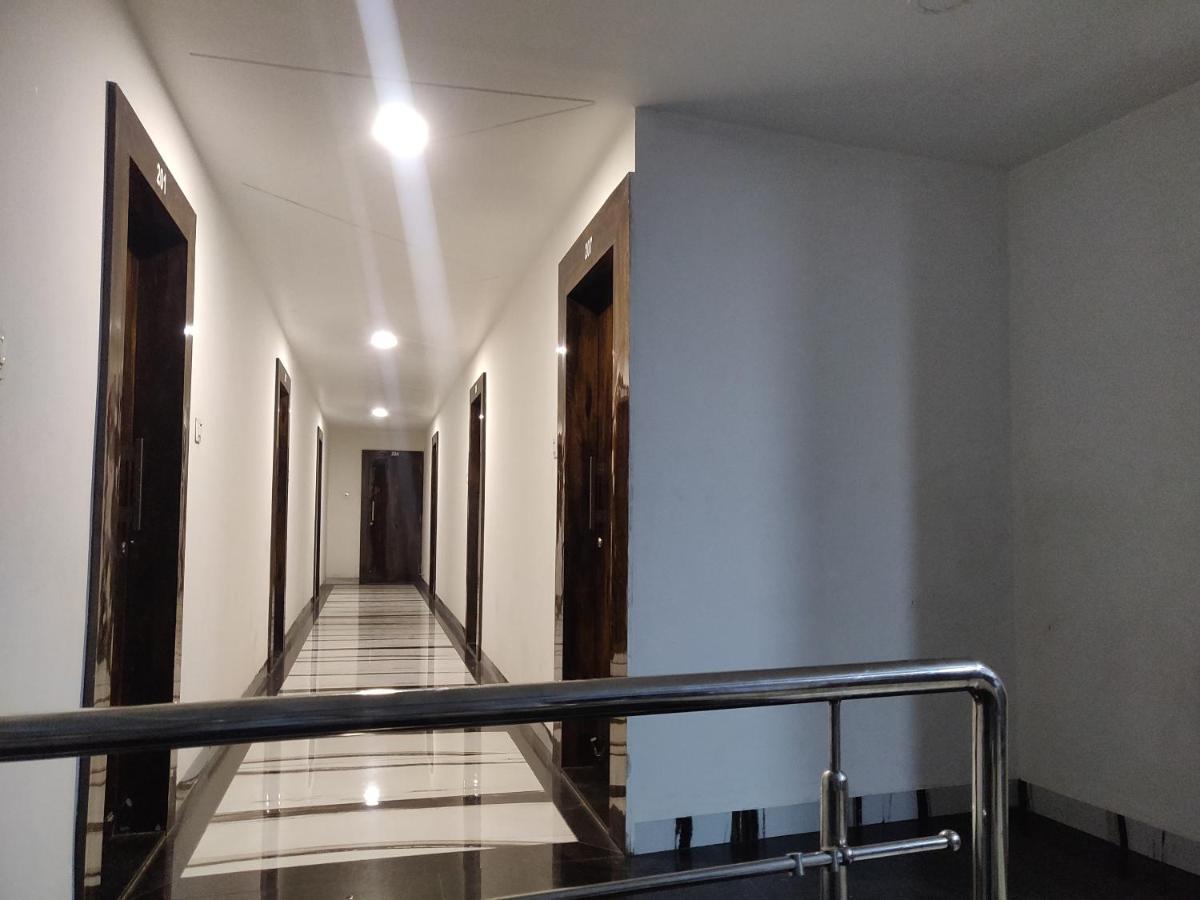Hotel Rb Palace Indaur Kültér fotó